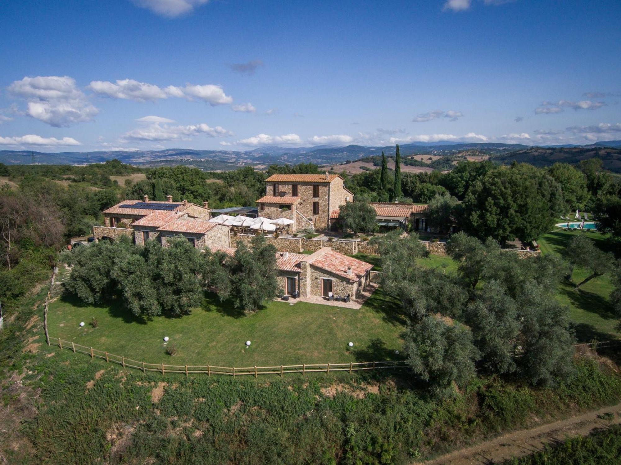 Fattoria Pianetti Guest House Манчано Екстериор снимка