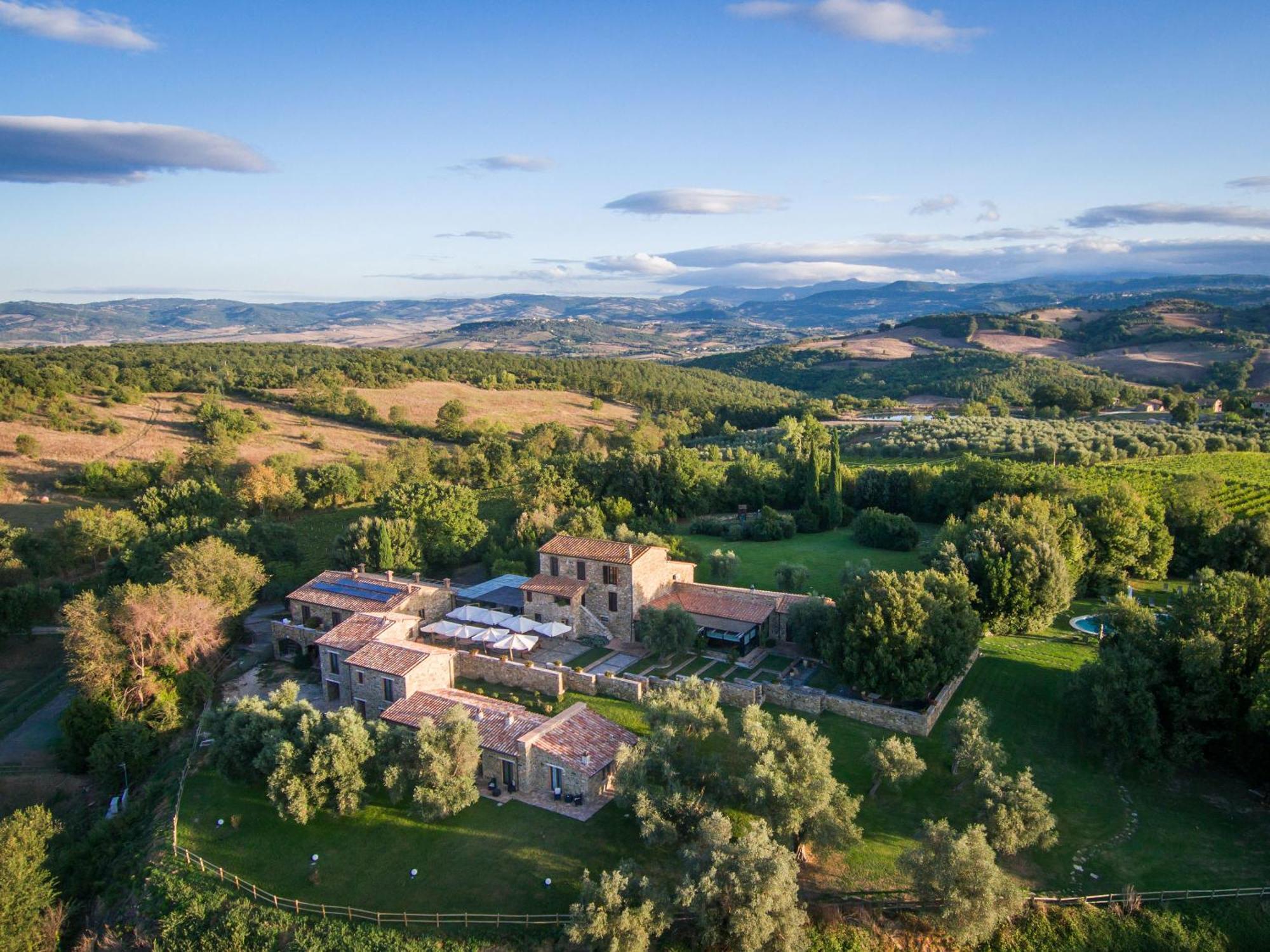 Fattoria Pianetti Guest House Манчано Екстериор снимка