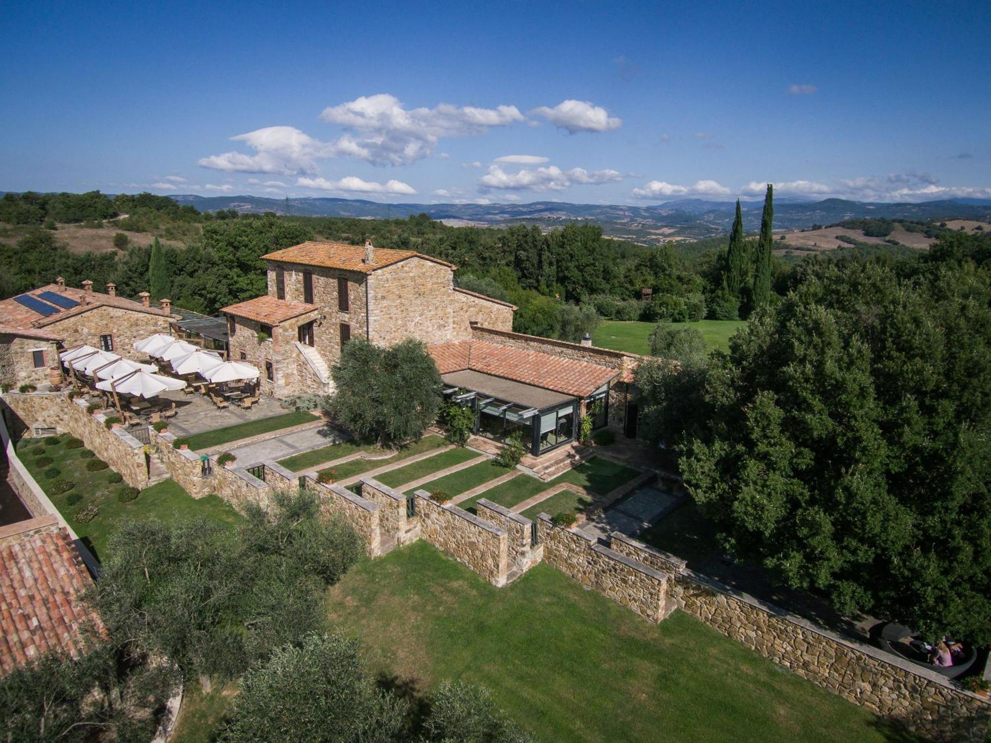 Fattoria Pianetti Guest House Манчано Екстериор снимка